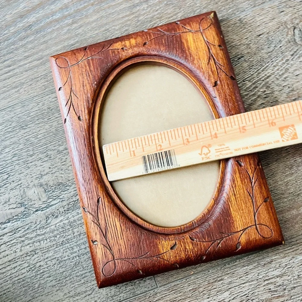 Elegant Brown Wooden Photo Frame 7/9 inches